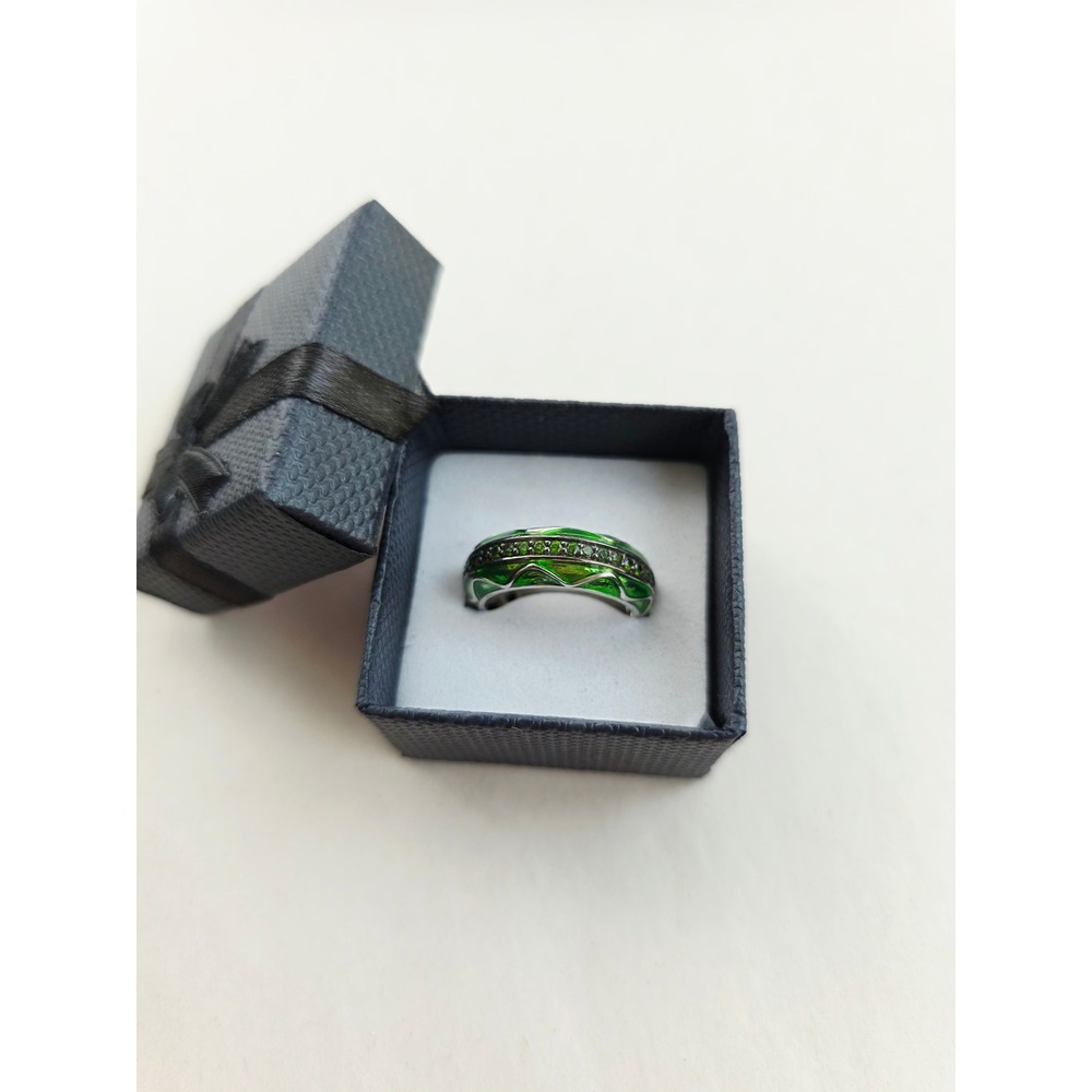 STS 925 Sterling Silver Green Enamel Wavy Band Ring with Green Stones Size 7 new